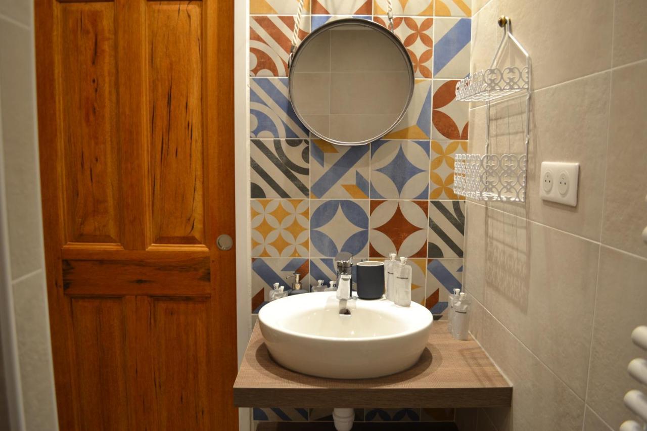 La Romagnolette Bed & Breakfast Saint-Restitut Екстериор снимка